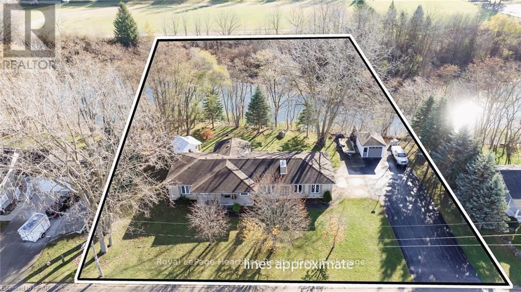 157 William Street N, Central Huron, Ontario  N0M 1L0 - Photo 4 - X11823073