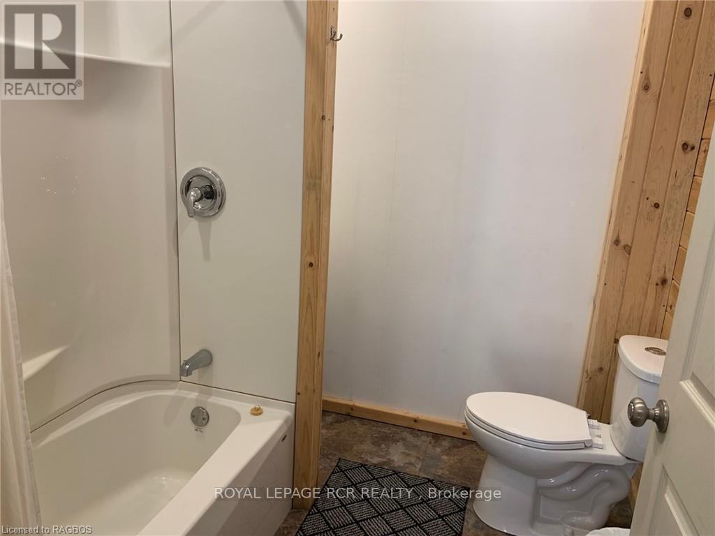 13-17 Zorra Drive, Northern Bruce Peninsula, Ontario  N0H 2R0 - Photo 18 - X11879911