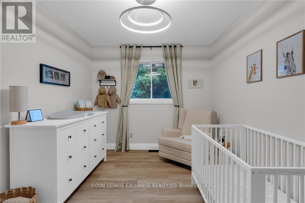 386 Mechanics Street, Huron East, Ontario  N0G 1H0 - Photo 17 - X11880014