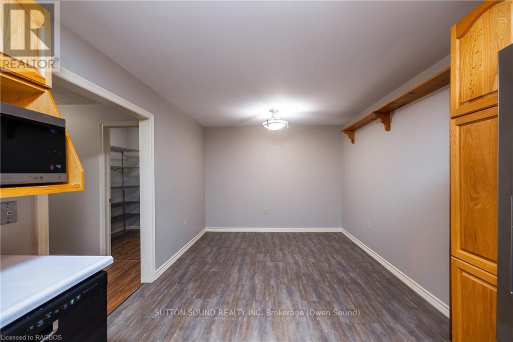 210 - 2555 3rd Avenue W, Owen Sound, Ontario  N4K 6T8 - Photo 9 - X11880056
