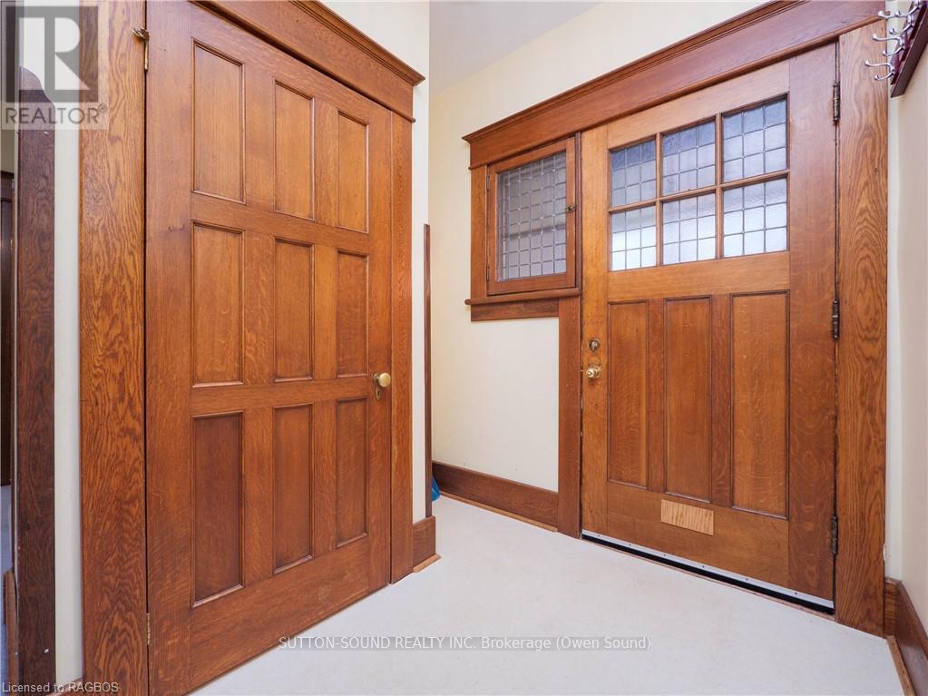 412 11th Street E, Owen Sound, Ontario  N4K 1V4 - Photo 7 - X11880070