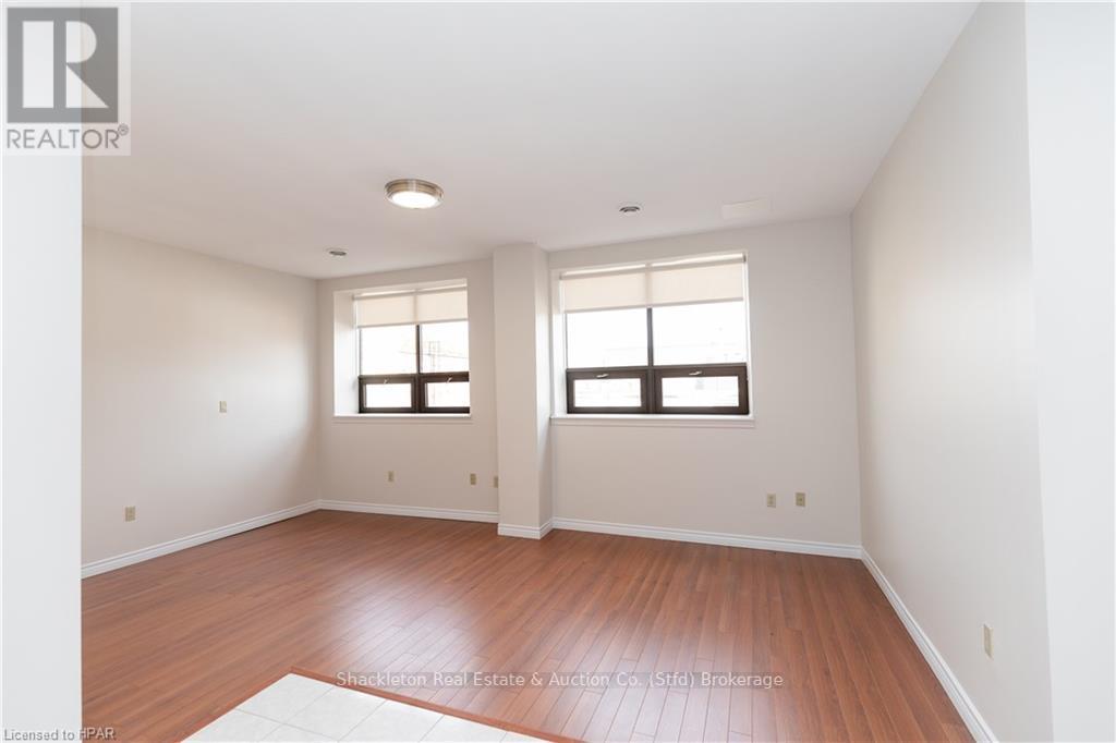 255 - 55 Downie Street, Stratford, Ontario  N5A 1W7 - Photo 10 - X11880214