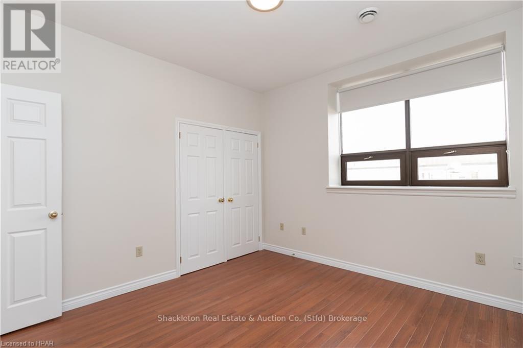 255 - 55 Downie Street, Stratford, Ontario  N5A 1W7 - Photo 15 - X11880214