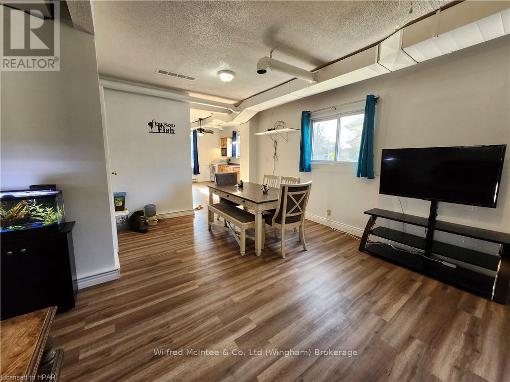 587 Gough Street, Huron-Kinloss, Ontario  N0G 2H0 - Photo 8 - X11880256