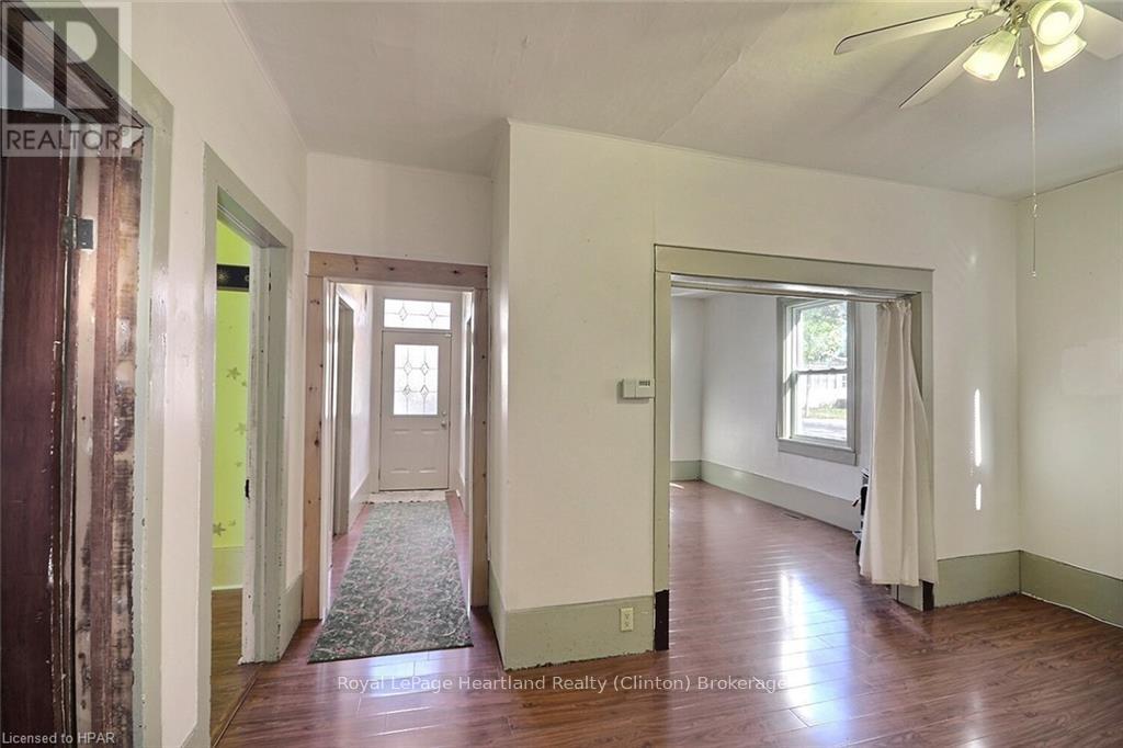 122 Mary Street, Central Huron, Ontario  N0M 1L0 - Photo 10 - X11880291