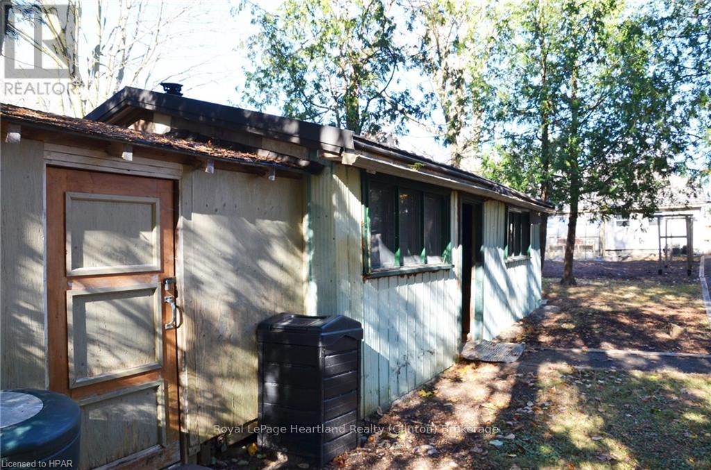 122 Mary Street, Central Huron, Ontario  N0M 1L0 - Photo 19 - X11880291