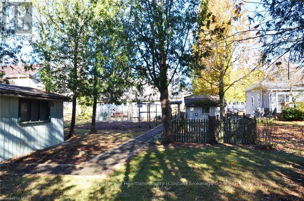 122 Mary Street, Central Huron, Ontario  N0M 1L0 - Photo 29 - X11880291