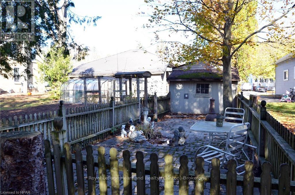 122 Mary Street, Central Huron, Ontario  N0M 1L0 - Photo 31 - X11880291