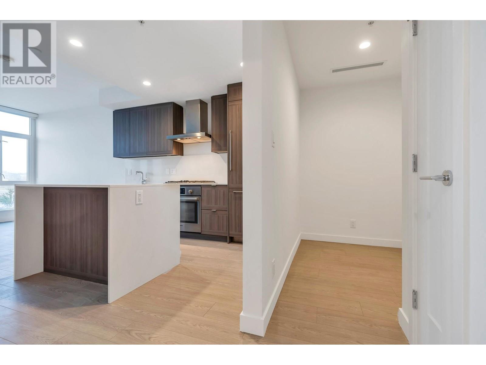 Listing Picture 6 of 30 : 509 2351 BETA AVENUE, Burnaby / 本拿比 - 魯藝地產 Yvonne Lu Group - MLS Medallion Club Member