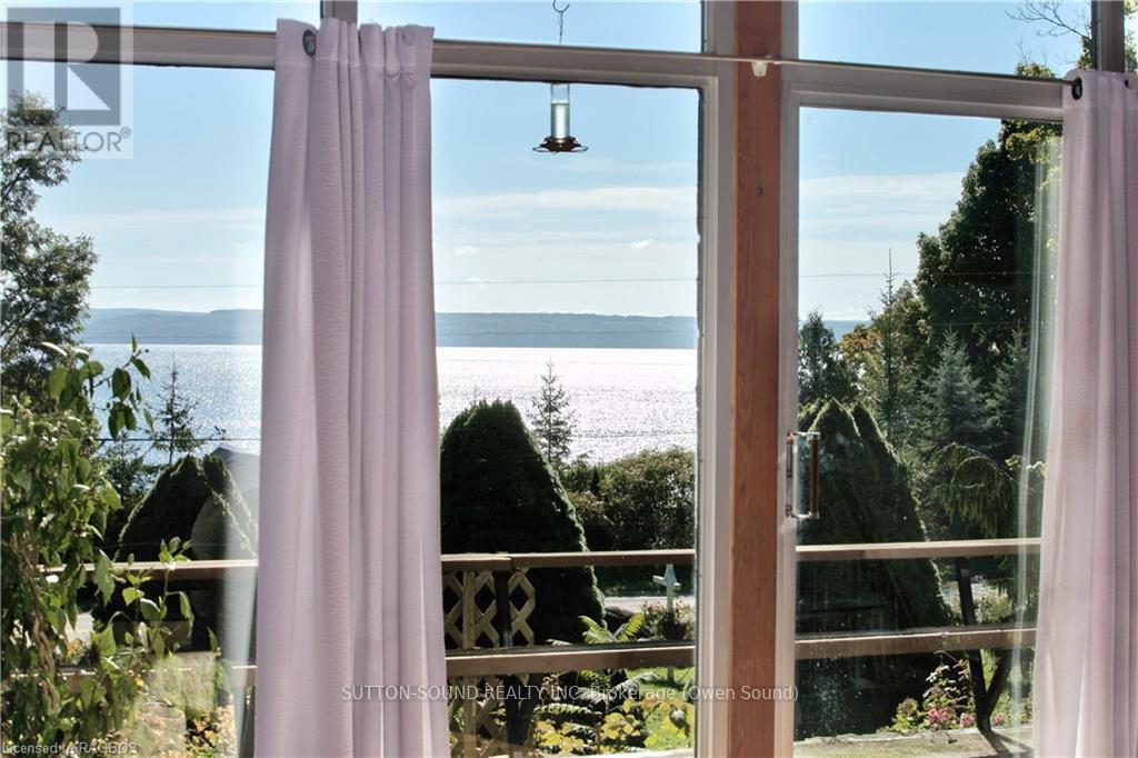 505424 Grey Road 1, Georgian Bluffs, Ontario  N0H 1S0 - Photo 2 - X11822980