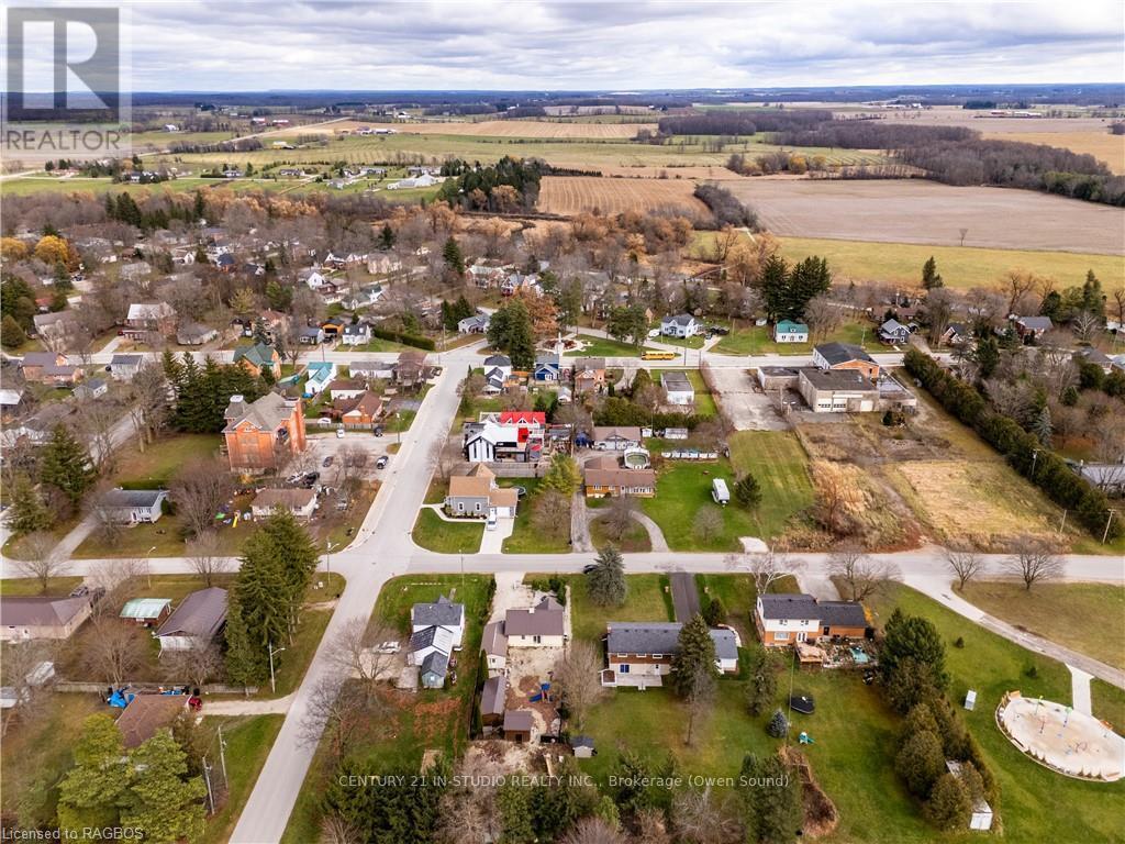 72 Hamilton Street, Arran-Elderslie, Ontario  N0H 2N0 - Photo 9 - X11822986