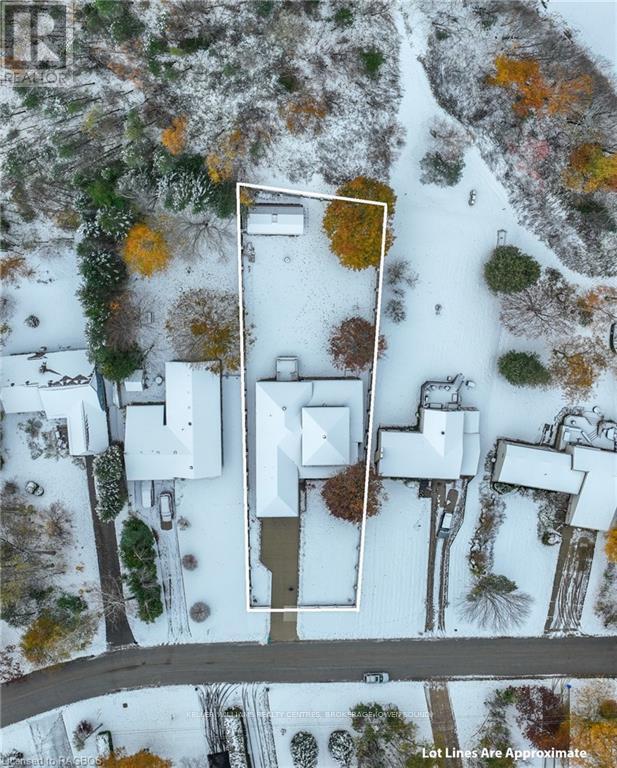 347 Tyendinaga Drive, Saugeen Shores, Ontario  N0H 2L0 - Photo 4 - X11823058