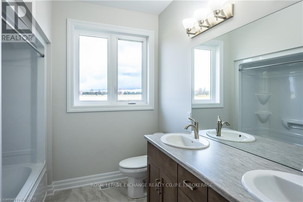 376 Hawthorne Street, Saugeen Shores, Ontario  N0H 2C3 - Photo 14 - X11823119