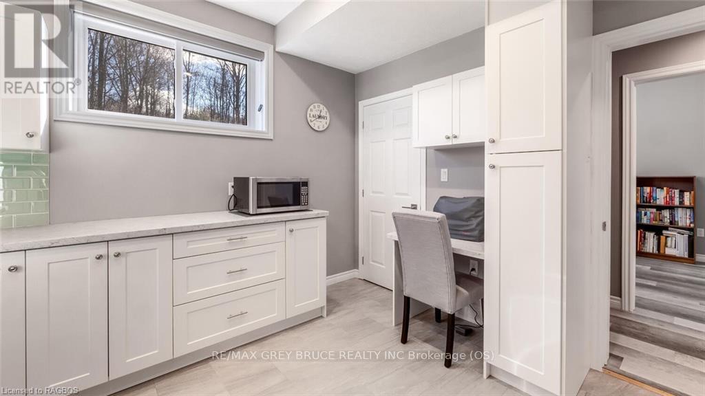 18 Walker Way, South Bruce Peninsula, Ontario  N0H 2G0 - Photo 25 - X11879915