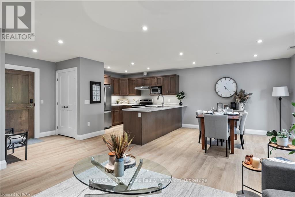 105 - 187 Victoria Street W, North Huron, Ontario  N0G 2W0 - Photo 14 - X11887301