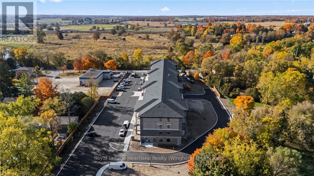 210 - 187 Victoria Street W, North Huron, Ontario  N0G 2W0 - Photo 23 - X11887312