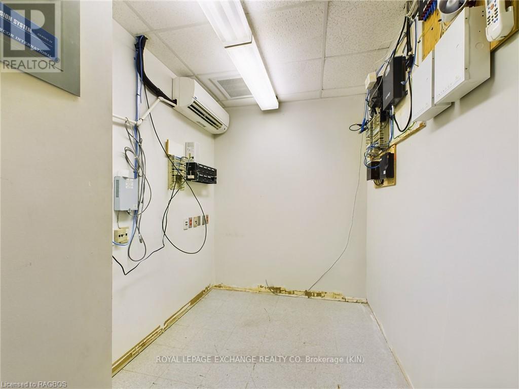 797 Queen Street, Kincardine, Ontario  N2Z 2Y2 - Photo 11 - X11887325