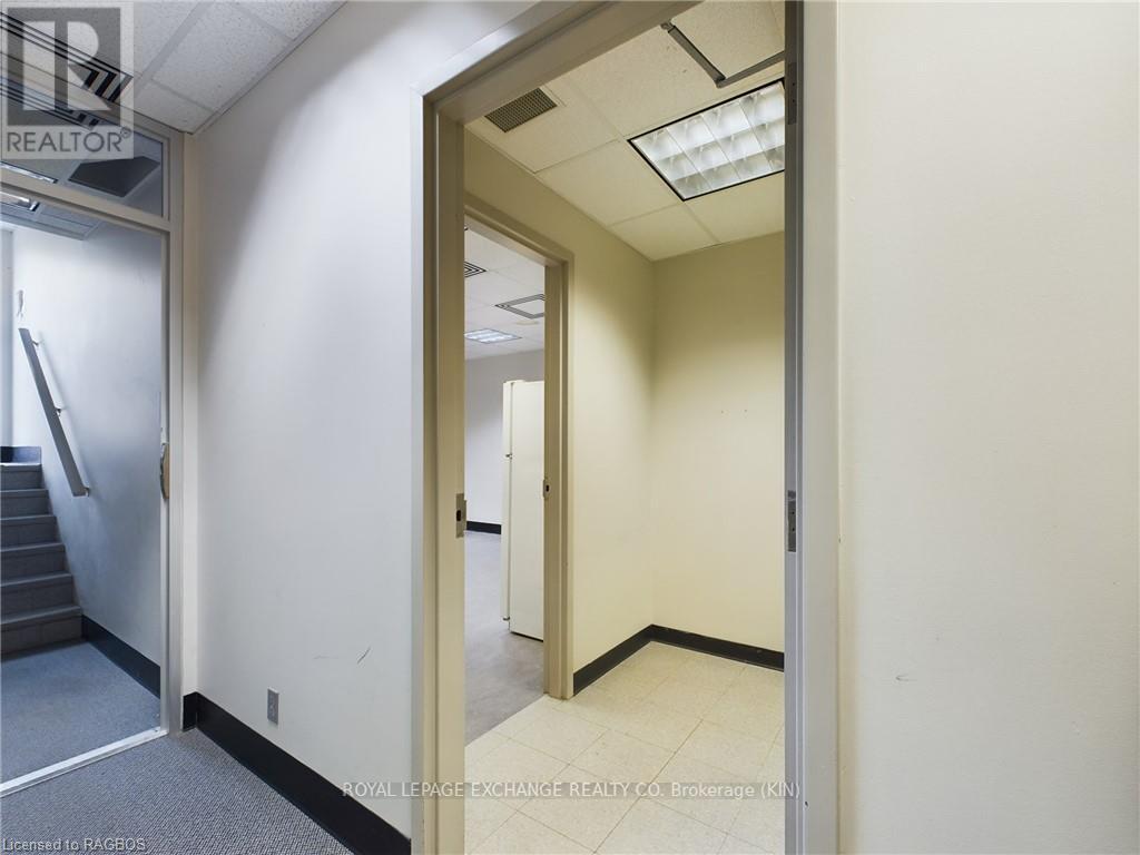 797 Queen Street, Kincardine, Ontario  N2Z 2Y2 - Photo 17 - X11887325