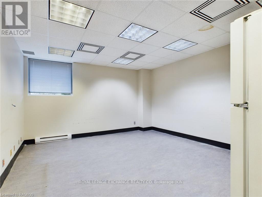 797 Queen Street, Kincardine, Ontario  N2Z 2Y2 - Photo 18 - X11887325