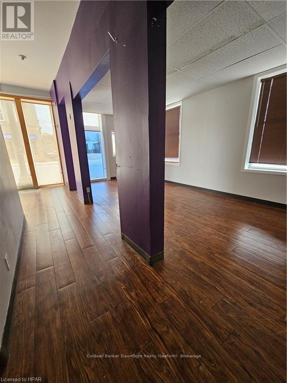 441 Main Street, South Huron, Ontario  N0M 1S0 - Photo 11 - X11887332