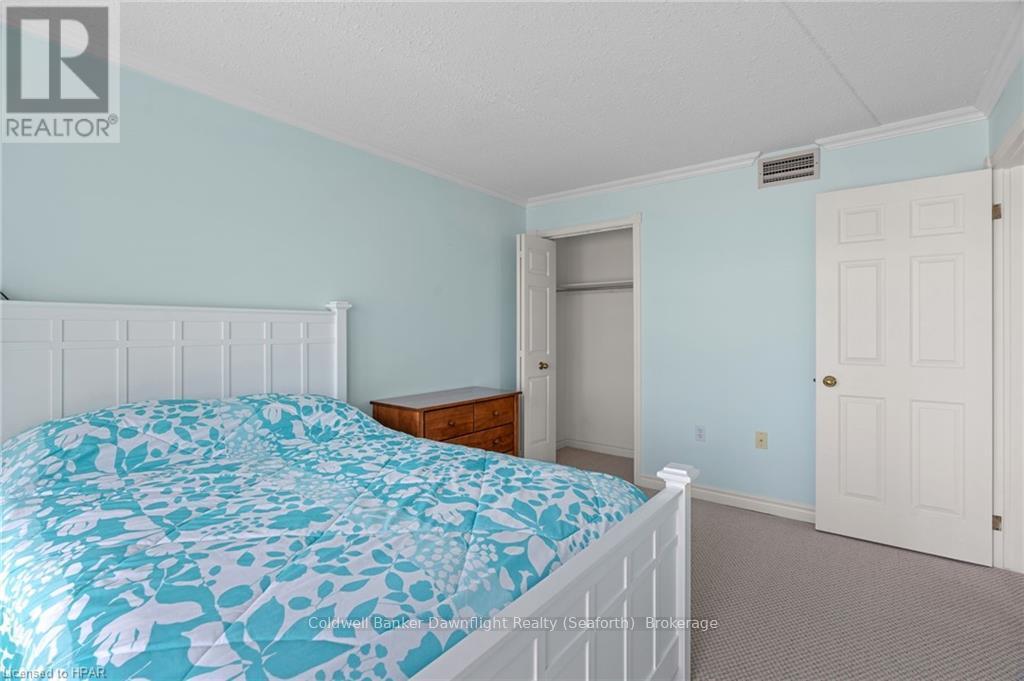 202 - 9 Pine Street, Lambton Shores, Ontario  N0M 1T0 - Photo 37 - X11887334