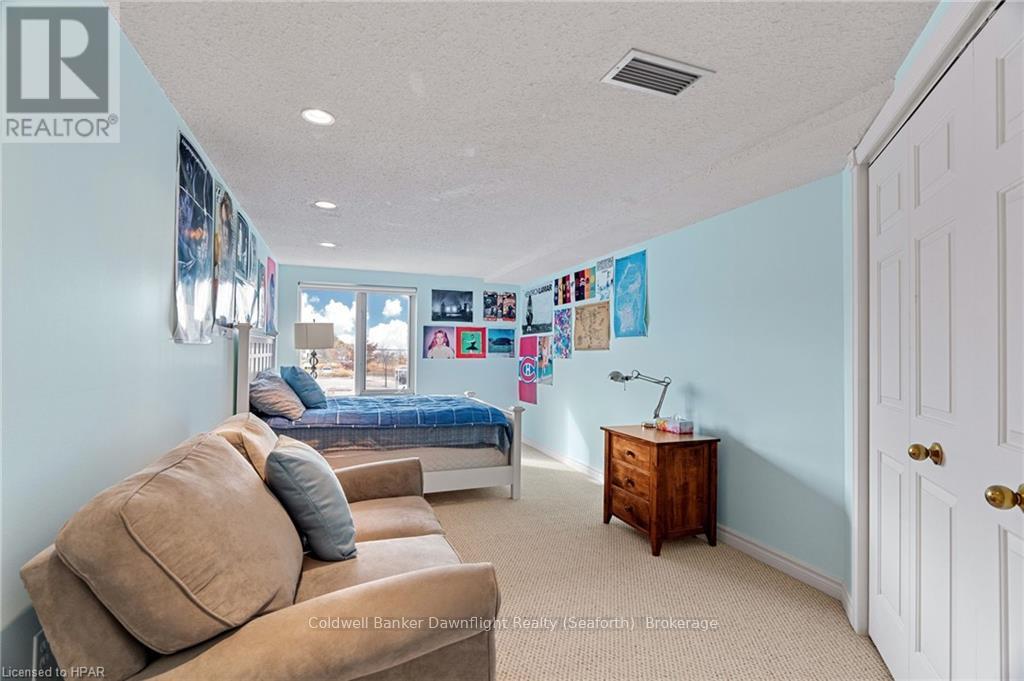 202 - 9 Pine Street, Lambton Shores, Ontario  N0M 1T0 - Photo 38 - X11887334