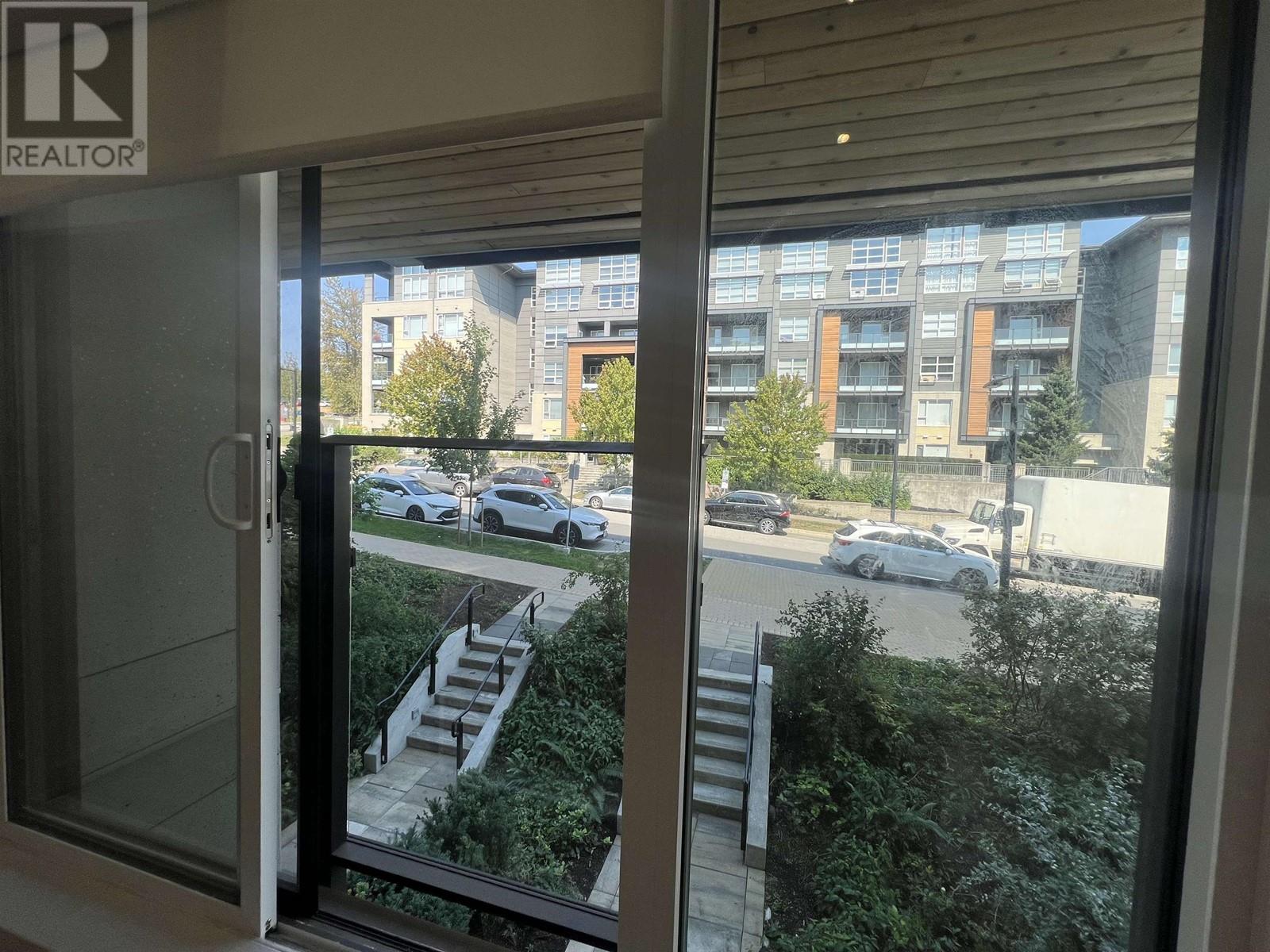 Listing Picture 26 of 26 : 318 9888 UNIVERSITY CRESCENT, Burnaby / 本拿比 - 魯藝地產 Yvonne Lu Group - MLS Medallion Club Member