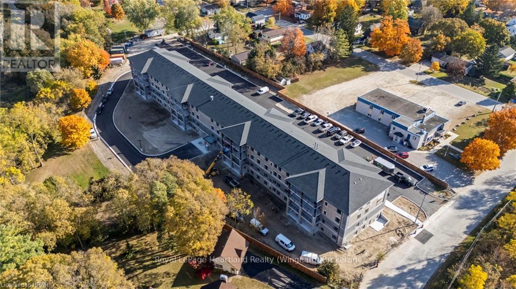 210 - 187 Victoria Street W, North Huron, Ontario  N0G 2W0 - Photo 26 - X11887312