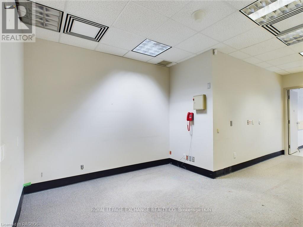 797 Queen Street, Kincardine, Ontario  N2Z 2Y2 - Photo 5 - X11887325