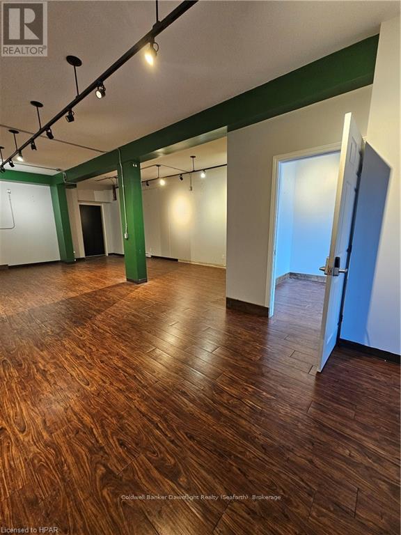 441 Main Street, South Huron, Ontario  N0M 1S0 - Photo 6 - X11887332