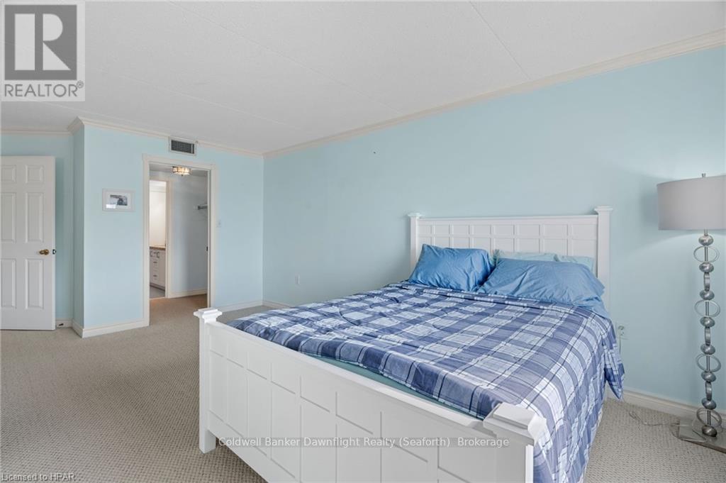 202 - 9 Pine Street, Lambton Shores, Ontario  N0M 1T0 - Photo 28 - X11887334