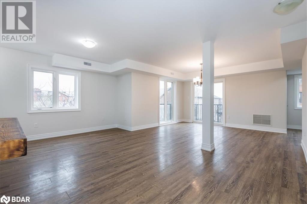 35 Madelaine Drive Unit# 4, Barrie, Ontario  L9J 0G8 - Photo 5 - 40684347