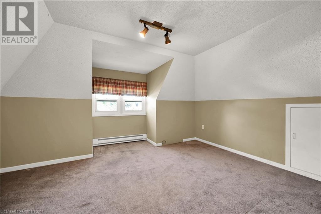 2114 Caroline Street, Burlington, Ontario  L7R 1L8 - Photo 33 - 40657698