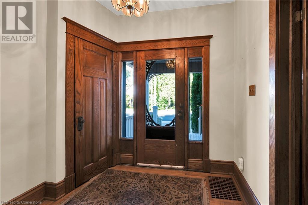 2114 Caroline Street, Burlington, Ontario  L7R 1L8 - Photo 17 - 40657698