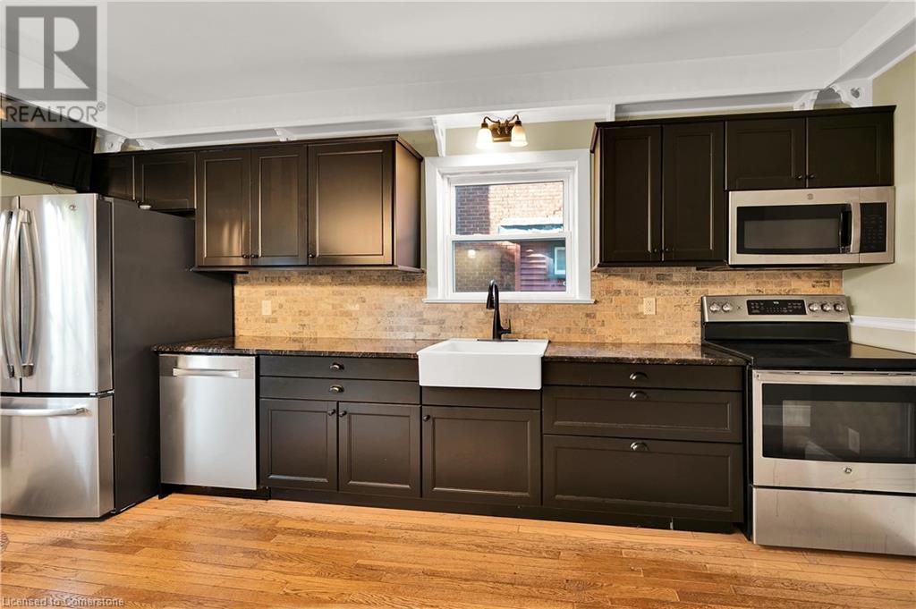 2114 Caroline Street, Burlington, Ontario  L7R 1L8 - Photo 24 - 40657698