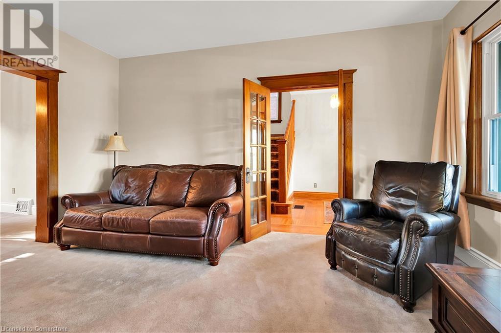 2114 Caroline Street, Burlington, Ontario  L7R 1L8 - Photo 19 - 40657698