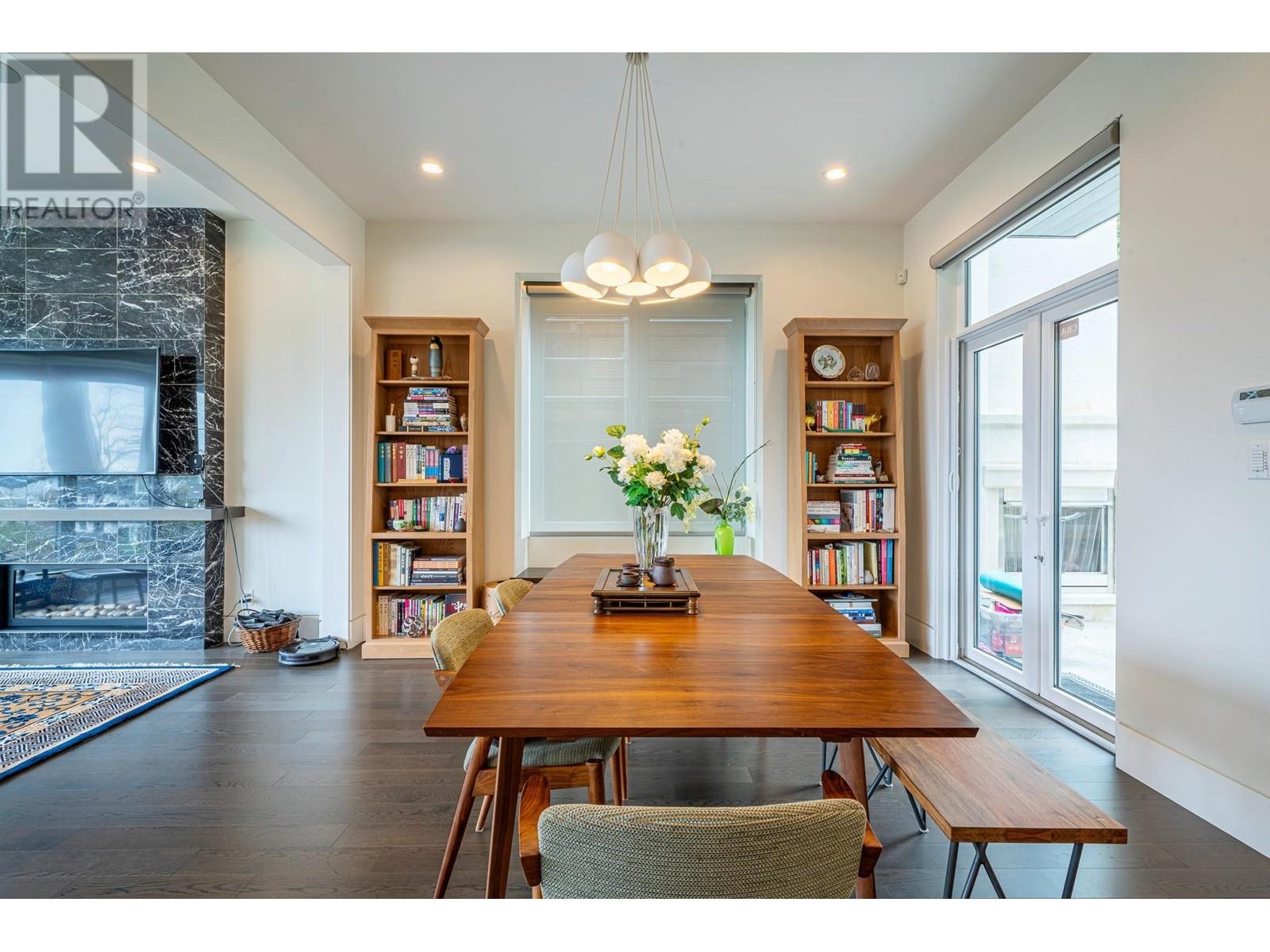 Listing Picture 8 of 34 : 4350 LOCARNO CRESCENT, Vancouver / 溫哥華 - 魯藝地產 Yvonne Lu Group - MLS Medallion Club Member