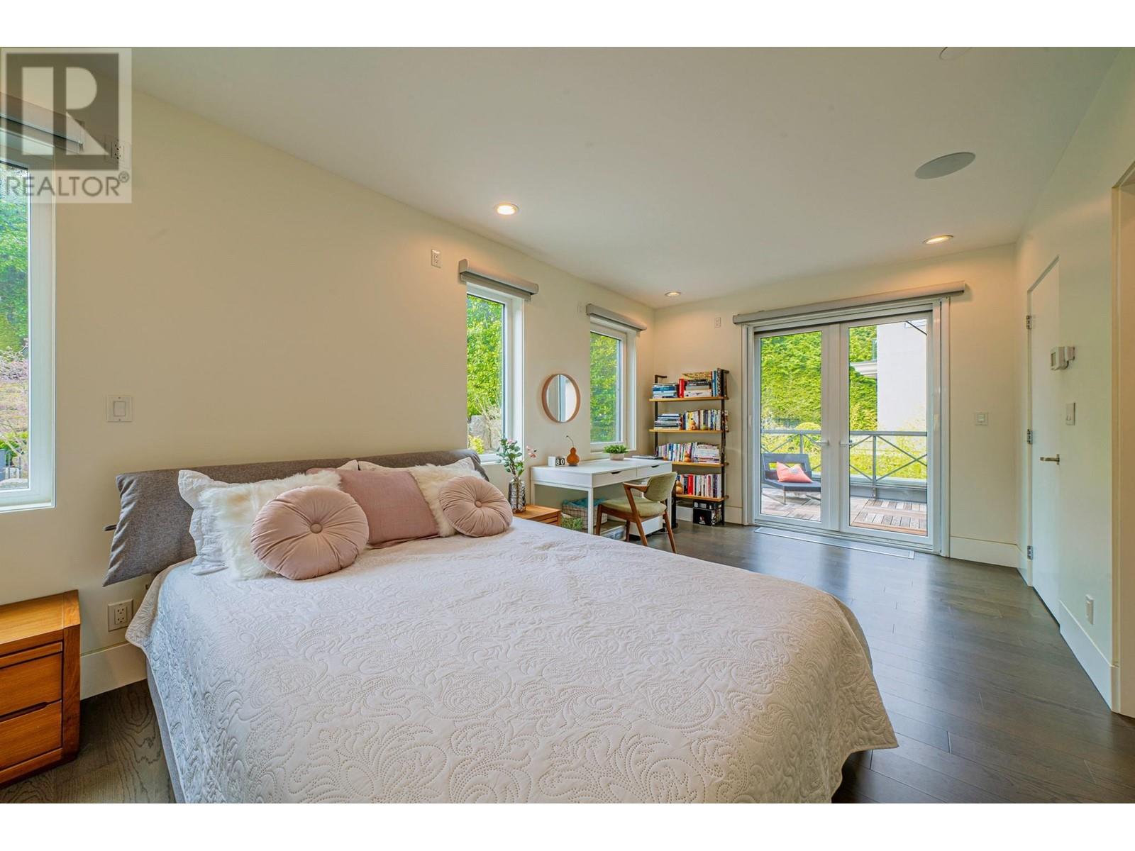 Listing Picture 20 of 34 : 4350 LOCARNO CRESCENT, Vancouver / 溫哥華 - 魯藝地產 Yvonne Lu Group - MLS Medallion Club Member