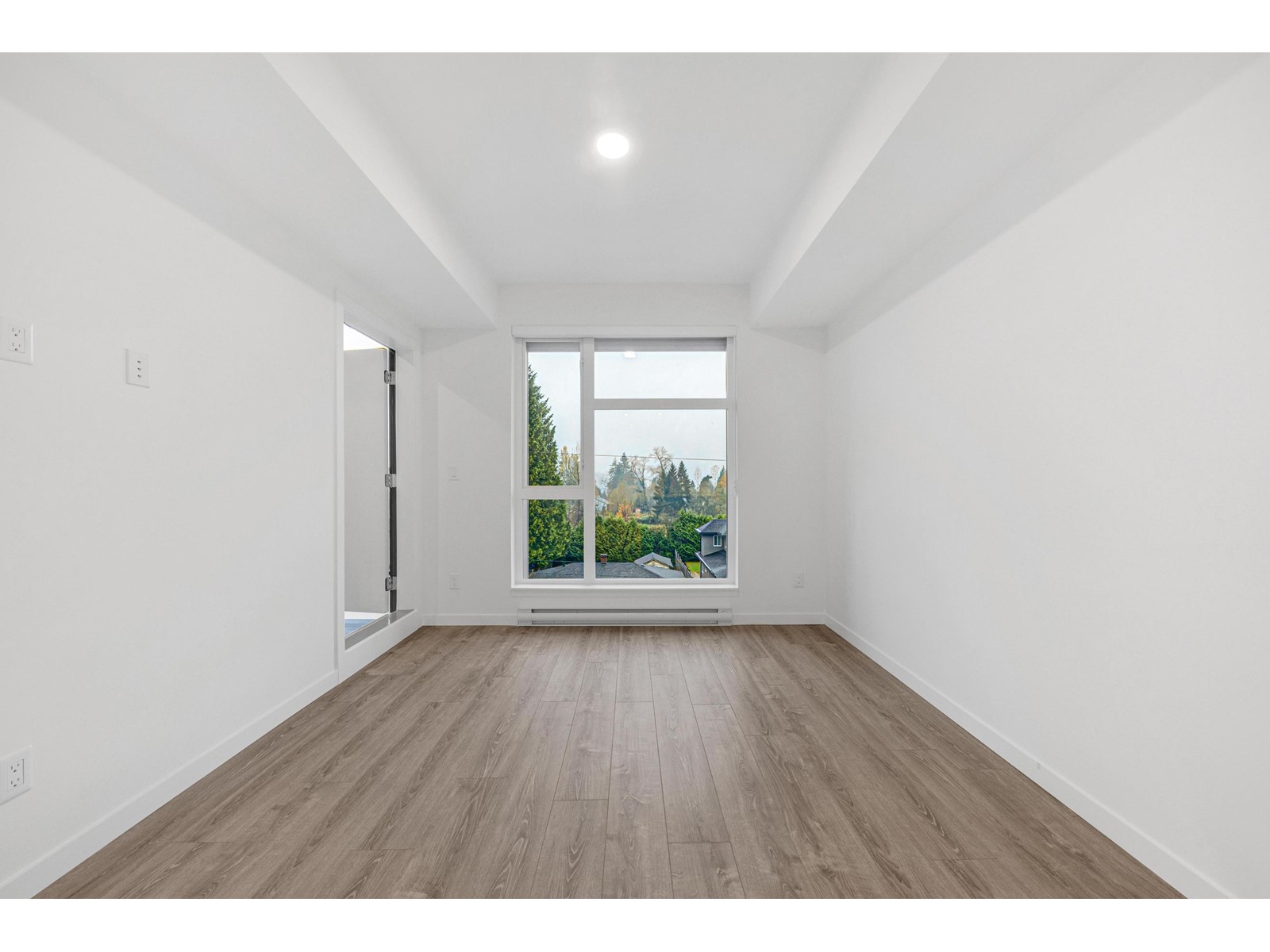 W406 10829 140 Street, Surrey, British Columbia  V3R 0H4 - Photo 12 - R2945957