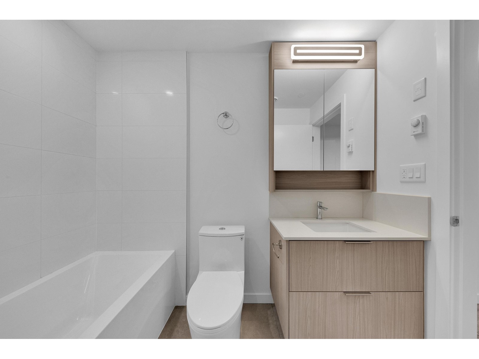 W406 10829 140 Street, Surrey, British Columbia  V3R 0H4 - Photo 18 - R2945957