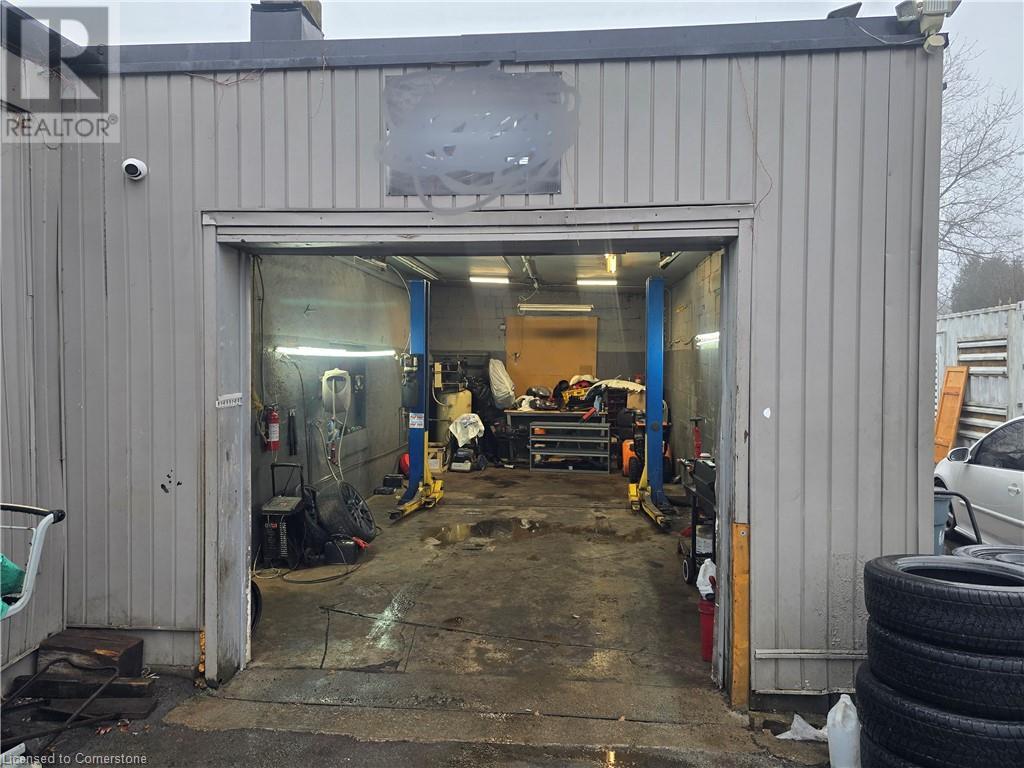 1094 Upper Sherman Avenue Unit# Rear, Hamilton, Ontario  L8V 3N5 - Photo 1 - 40684337