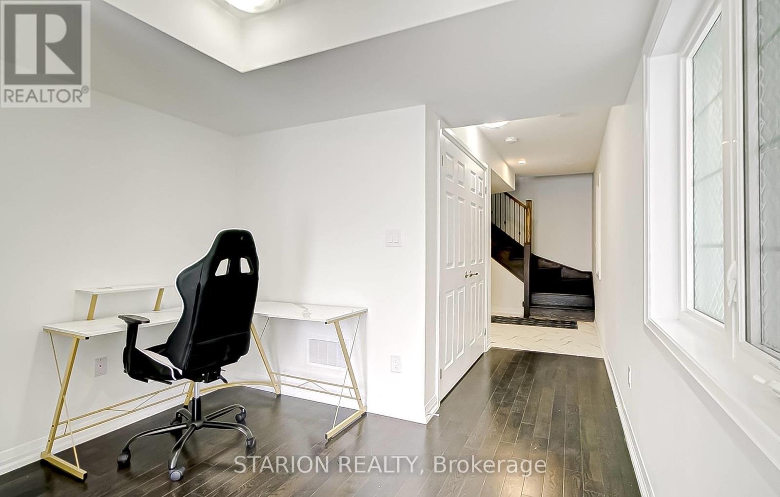 Property at 29 GRANVILLE CRESCENT image 5