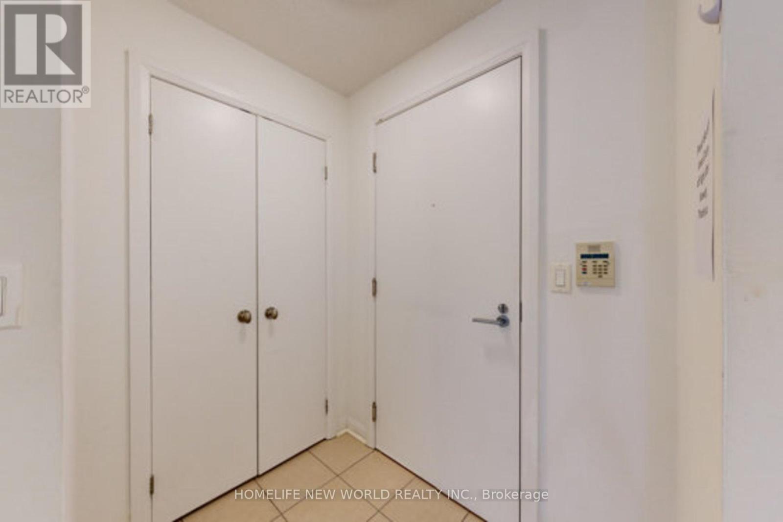 752 - 111 Elizabeth Street, Toronto, Ontario  M5G 1P7 - Photo 6 - C11881796