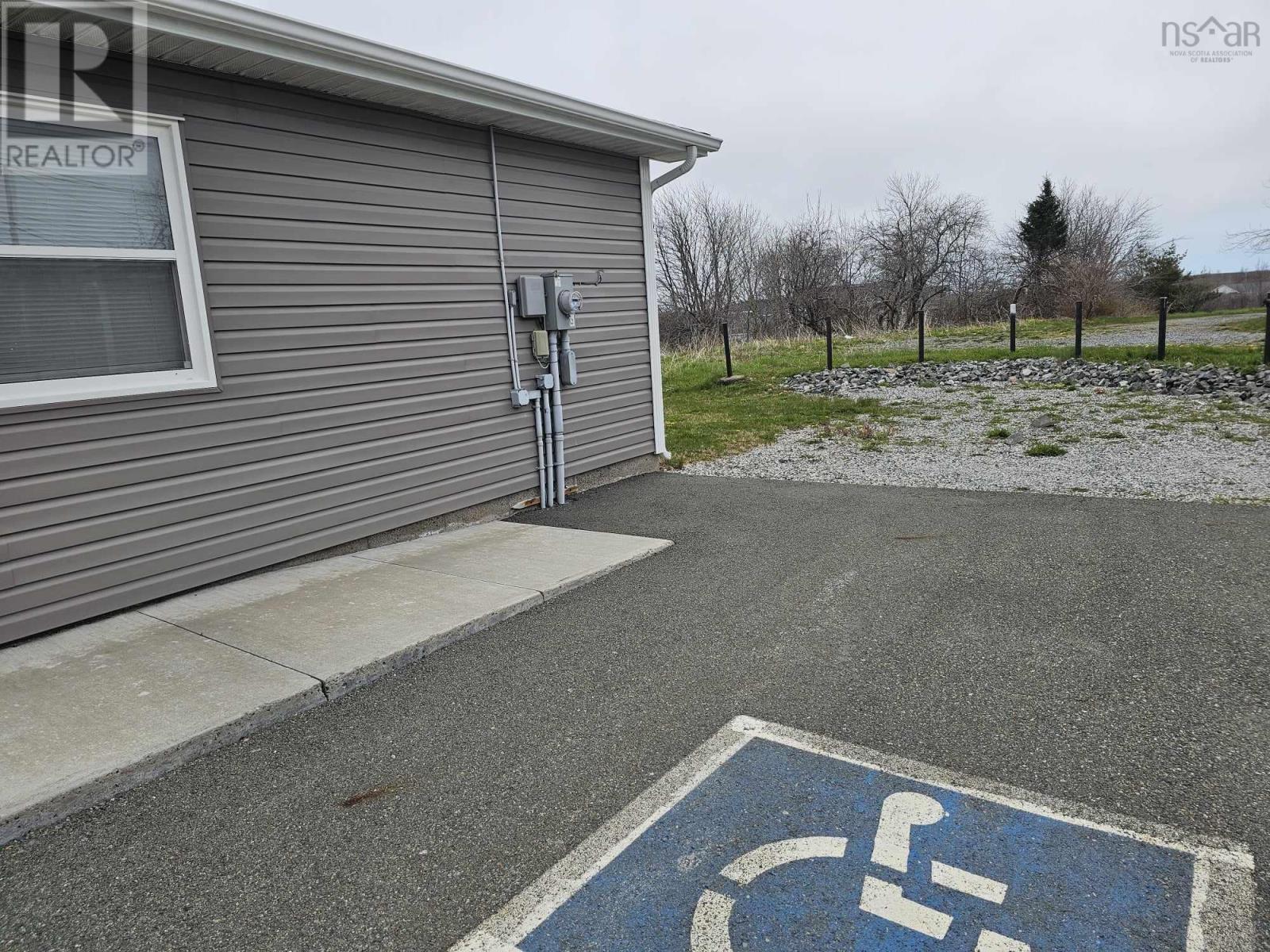 2252 Sydney Road, Reserve Mines, Nova Scotia  B1E 1K1 - Photo 7 - 202428071