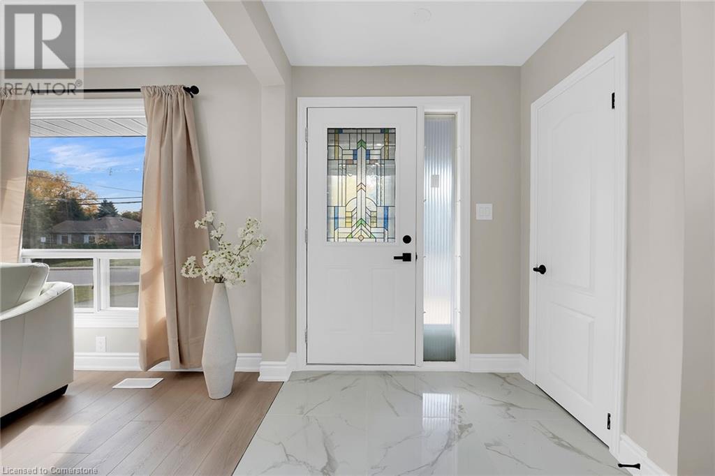67 Glendee Road, Hamilton, Ontario  L8K 1Y9 - Photo 2 - 40683988