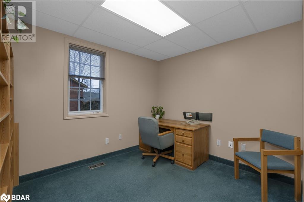 31 Frederick Street, Orillia, Ontario  L3V 5W5 - Photo 26 - 40658636