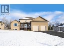 467 Whitewater Place, Rosslyn, Ontario