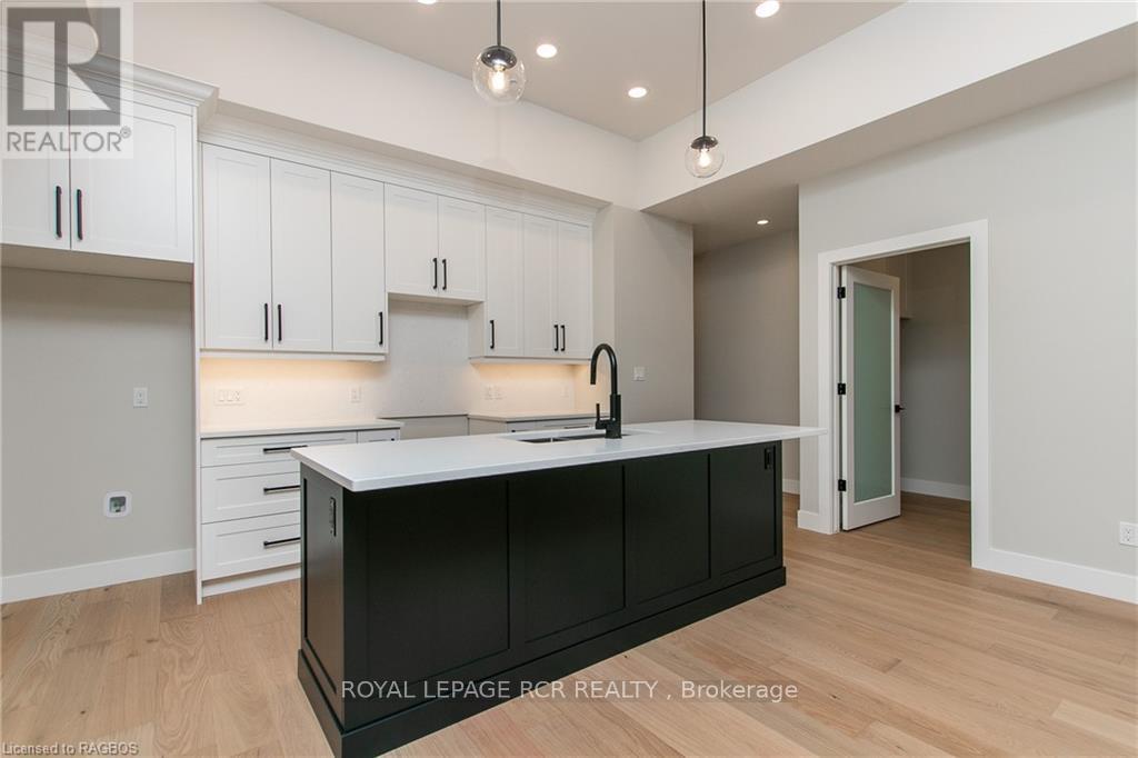 135 Louise Creek Crescent, West Grey, Ontario  N0G 1S0 - Photo 12 - X10846725