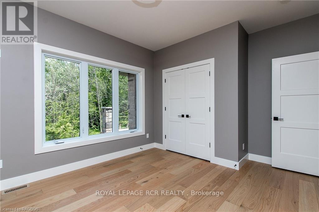 135 Louise Creek Crescent, West Grey, Ontario  N0G 1S0 - Photo 15 - X10846725