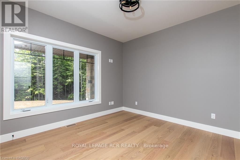 135 Louise Creek Crescent, West Grey, Ontario  N0G 1S0 - Photo 16 - X10846725